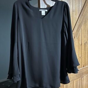 Black top with ruffled sleeve Medium